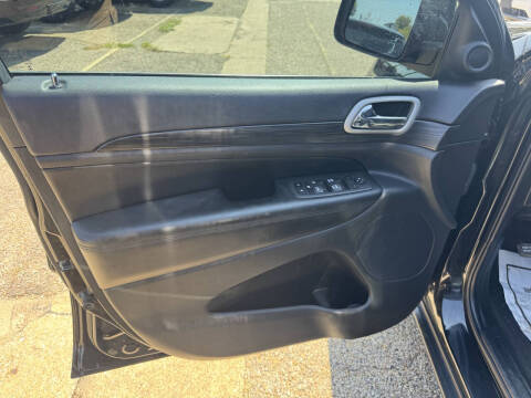 2021 Jeep Grand Cherokee Laredo E