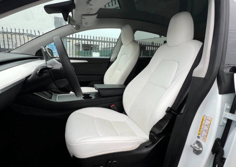 2023 Tesla Model Y Long Range