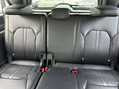 2023 Ford Expedition MAX Platinum