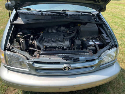 1999 Toyota Sienna