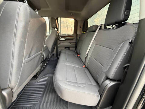 2023 GMC Sierra 1500 SLE