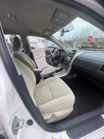 2013 Toyota Corolla LE