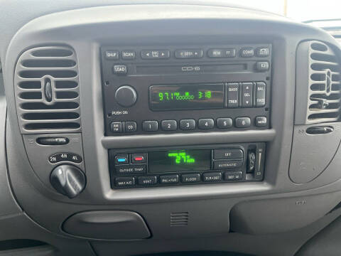 2003 Ford F-150 Lariat