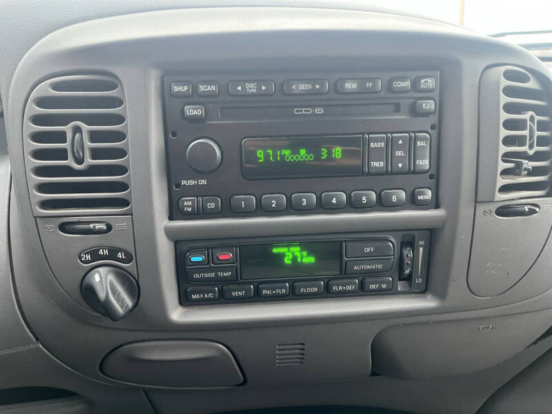 2003 Ford F-150 Lariat