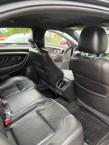 2015 Ford Taurus SEL