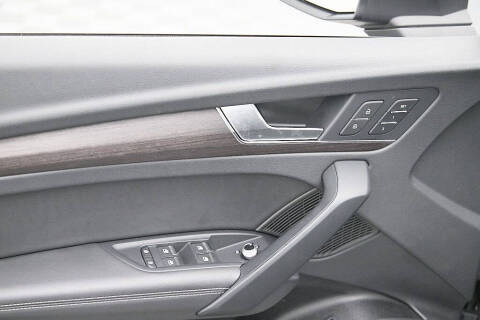 2023 Audi Q5 Sportback quattro S line Prem Plus 45 TFSI