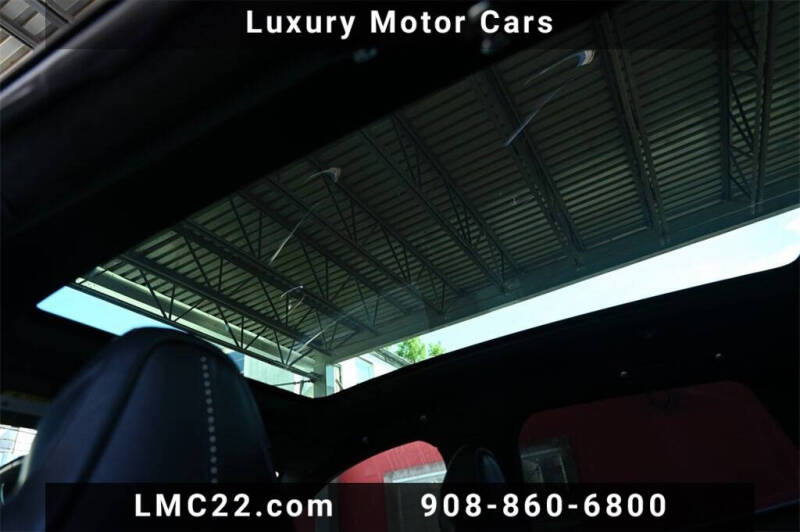 2021 Aston Martin DBX