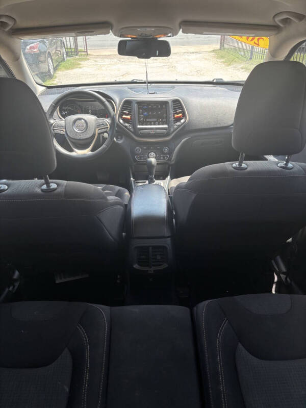 2016 Jeep Cherokee Latitude