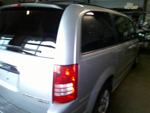 2010 Chrysler Town and Country Touring