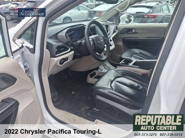2022 Chrysler Pacifica Touring L