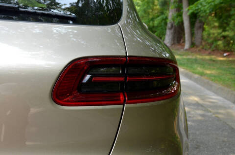 2016 Porsche Macan S