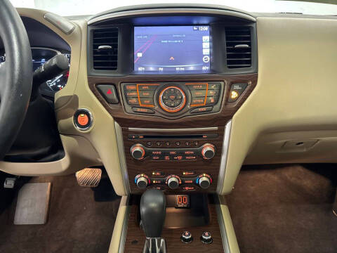 2018 Nissan Pathfinder Platinum