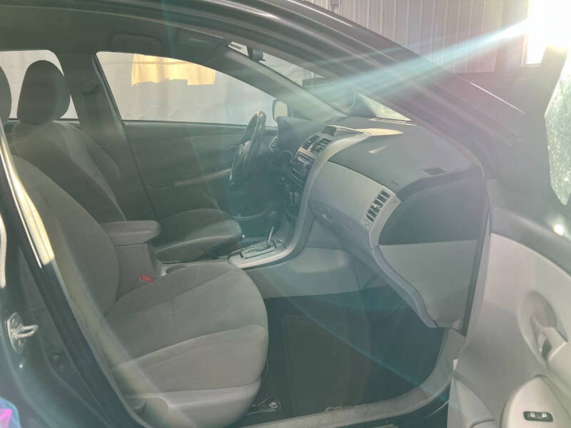 2012 Toyota Corolla LE