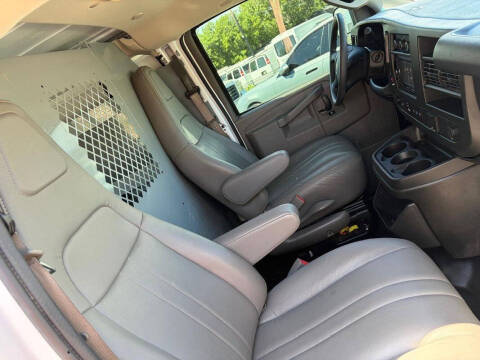 2020 Chevrolet Express 2500