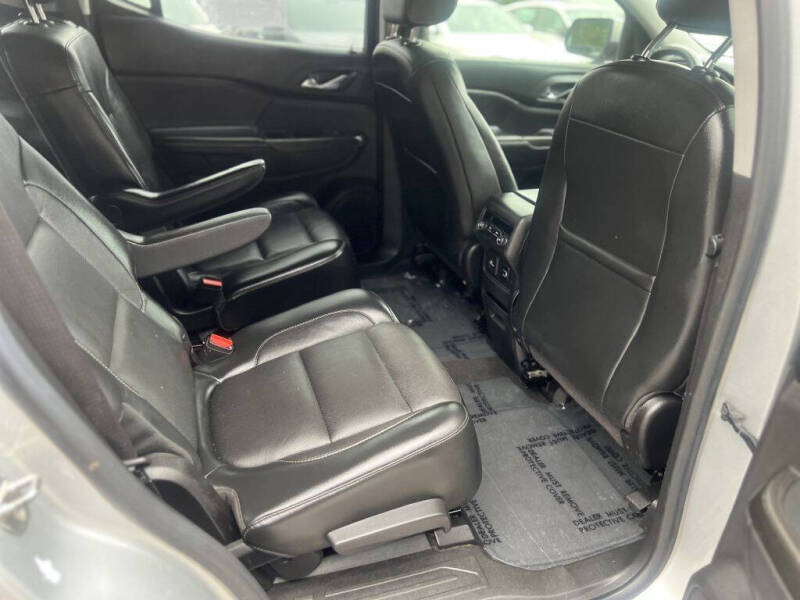 2017 GMC Acadia SLT-1