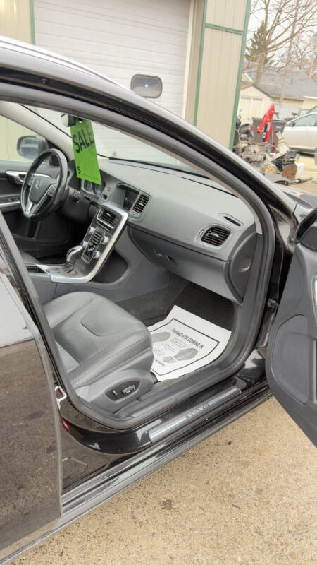 2016 Volvo V60 T5 Drive-E Premier