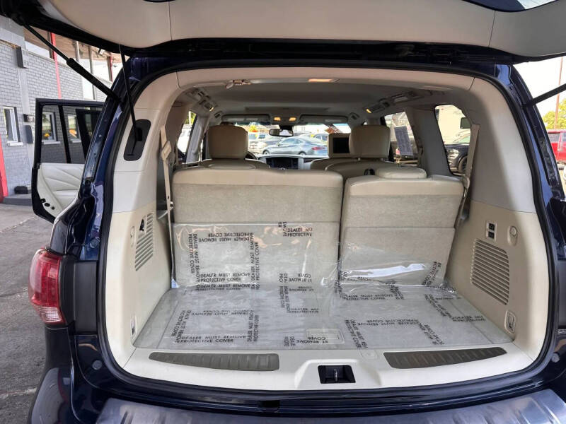 2015 Infiniti QX80