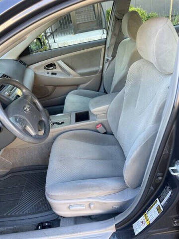 2009 Toyota Camry LE