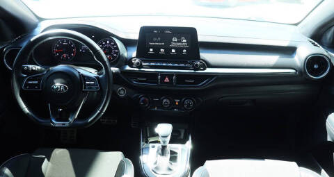 2021 Kia Forte GT Line