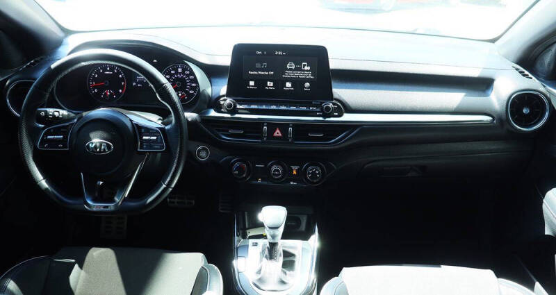 2021 Kia Forte GT Line