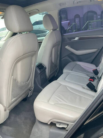 2012 Audi Q5 2.0T quattro Premium Plus