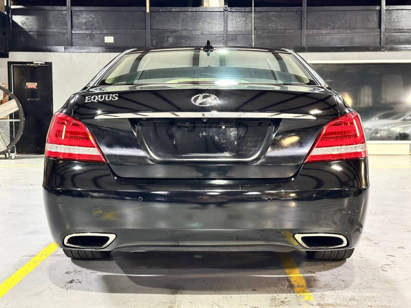 2014 Hyundai Equus Signature
