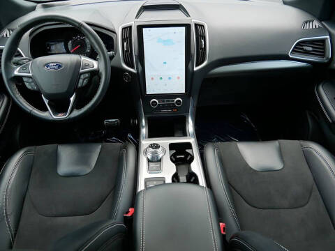 2024 Ford Edge ST