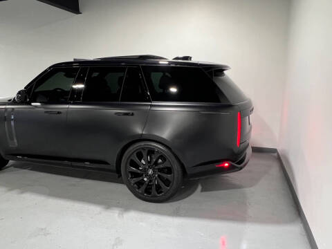 2023 Land Rover Range Rover P530 SE