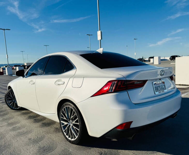 2015 Lexus IS 250