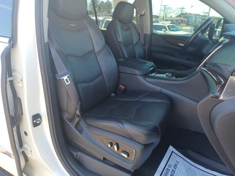 2015 Cadillac Escalade ESV Premium