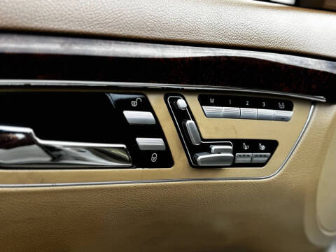 2013 Mercedes-Benz S-Class S 550