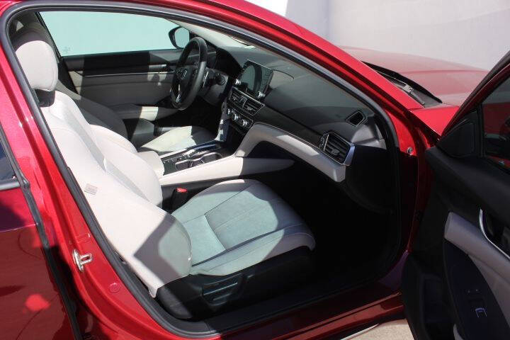 2019 Honda Accord Hybrid EX