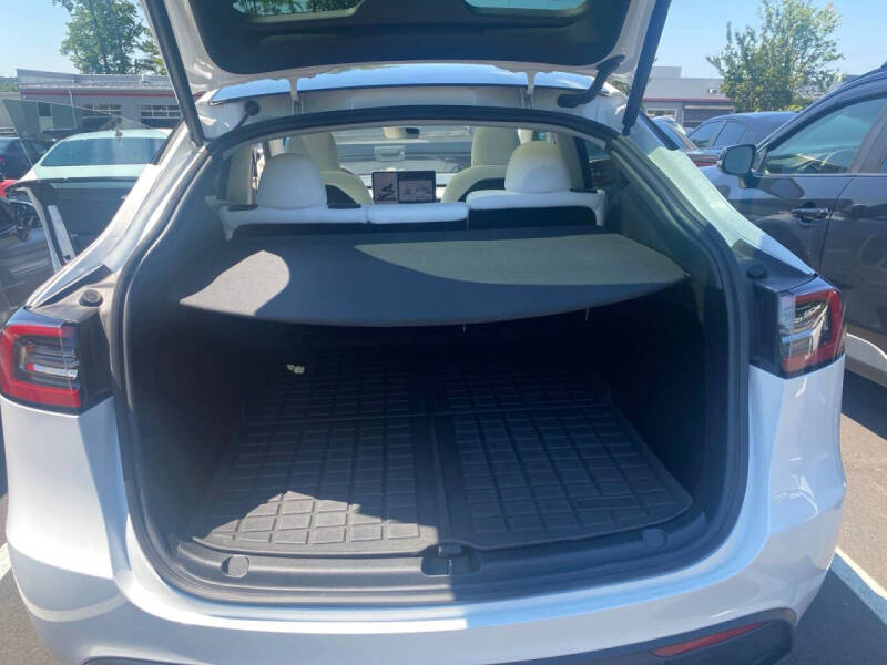 2024 Tesla Model Y Long Range
