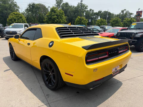 2017 Dodge Challenger R/T Plus