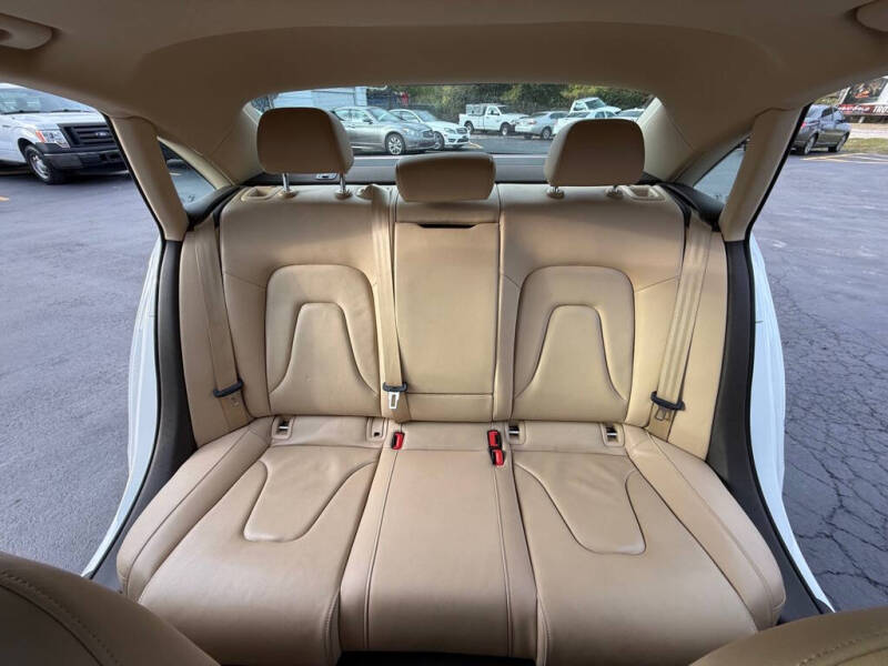 2015 Audi A4 2.0T quattro Premium