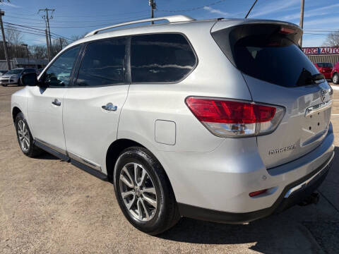 2013 Nissan Pathfinder SL