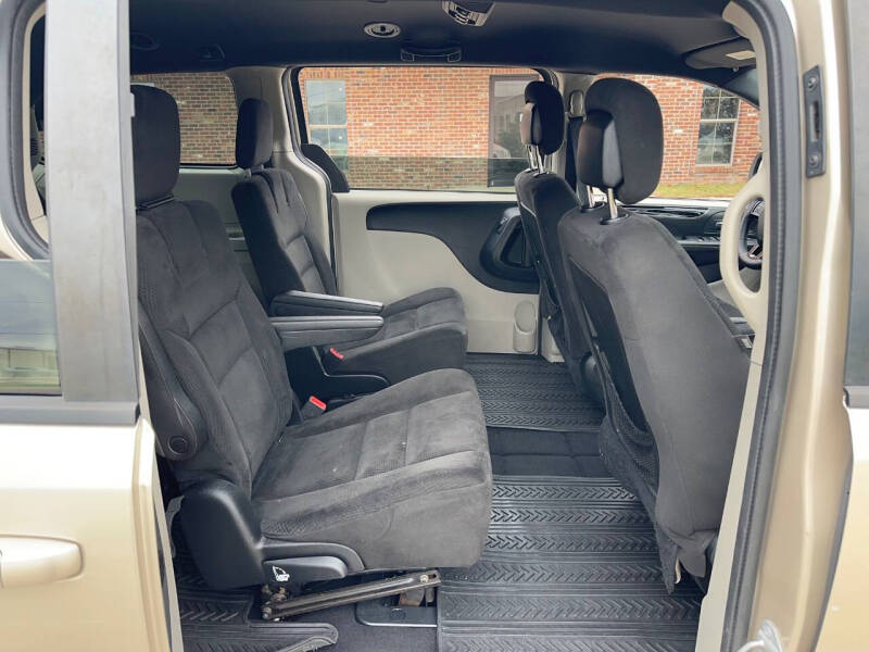 2015 Dodge Grand Caravan SE