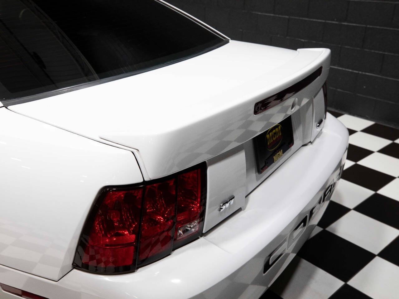 2003 Ford Mustang SVT Cobra 25