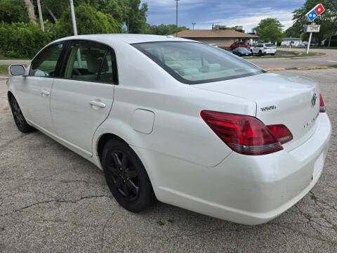 2009 Toyota Avalon XL