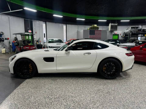 2016 Mercedes-Benz AMG GT S