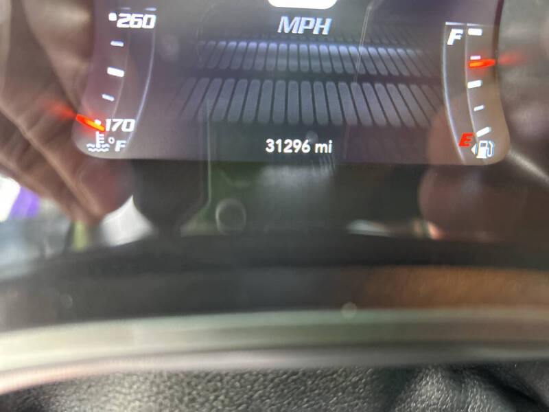 2019 Dodge Challenger R/T photo 16