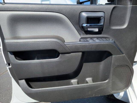 2022 Chevrolet Silverado 5500HD