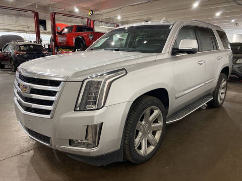 2016 Cadillac Escalade Luxury Collection
