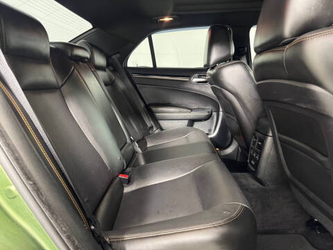 2018 Chrysler 300 S