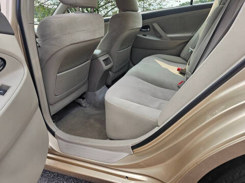 2011 Toyota Camry LE