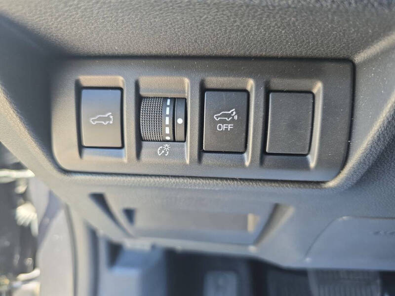 2025 Subaru Outback Touring