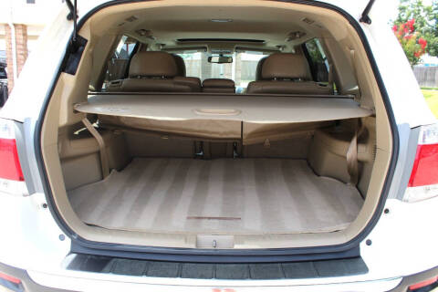 2012 Toyota Highlander SE