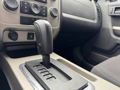 2009 Ford Escape XLT