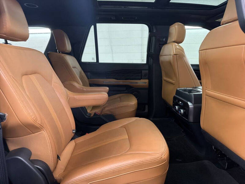 2022 Ford Expedition MAX Platinum