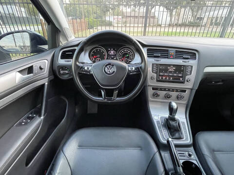 2016 Volkswagen Golf SportWagen TSI SE